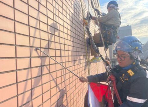 東京都江東区 無足場工法ロープアクセス外壁打診調査工事