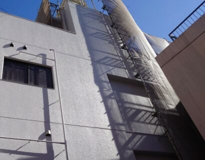 東京都渋谷区　無足場工法ロープアクセス×足場ハイブリッド工法　外壁塗装