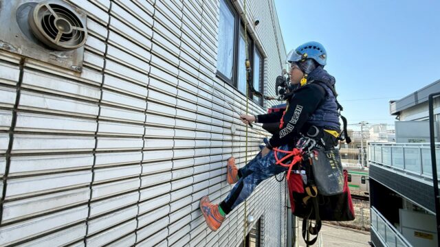 東京都豊島区　無足場工法ロープアクセス外壁打診調査工事