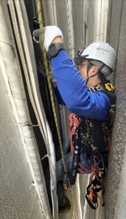 東京都千代田区 無足場工法ロープアクセス漏水工事